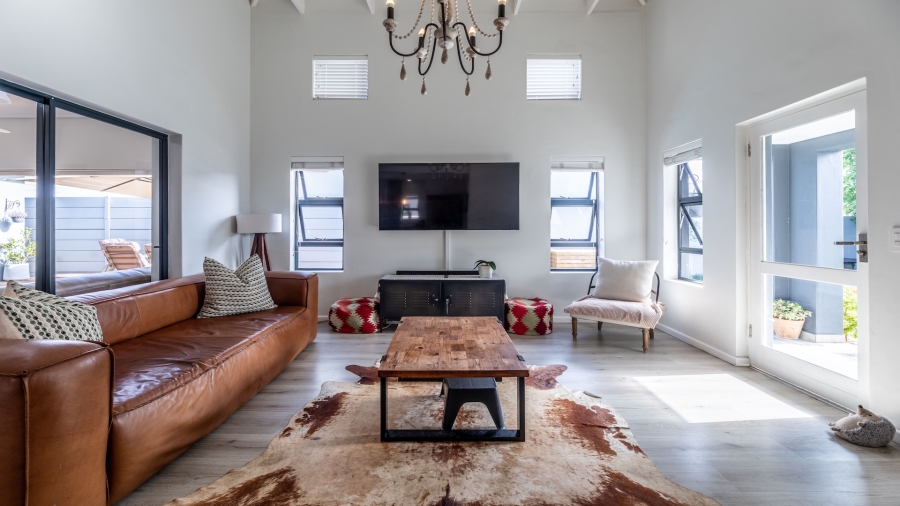 3 Bedroom Property for Sale in Parklands North Western Cape